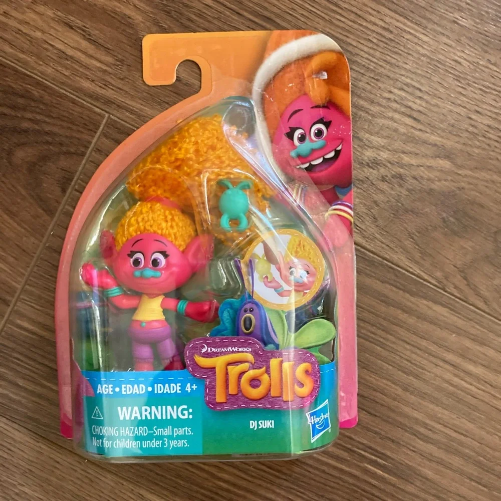 BRAND NEW: DreamWorks Trolls Branch Collectible Figure with Critter - Picture 1 of 2
